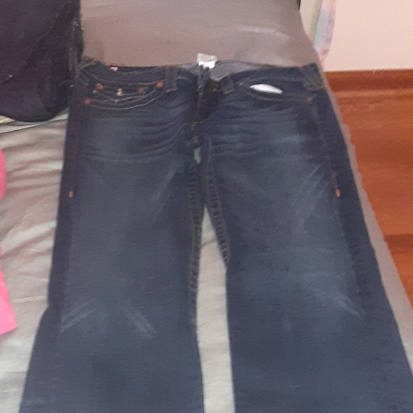 All different clothes - Picture 5 of 8